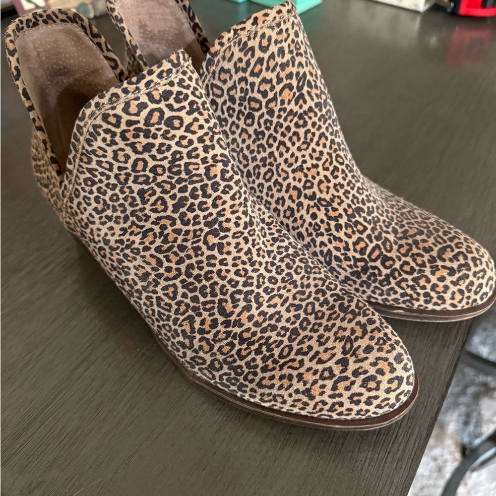 Lucky Brand Baley 2 Leather Leopard Print Bootie Size 9